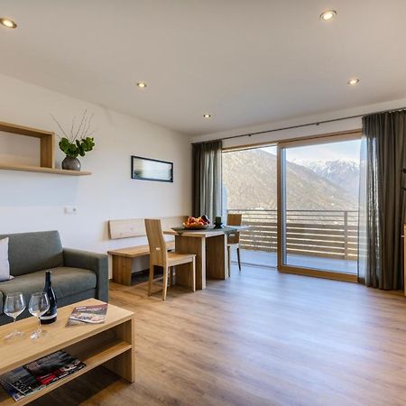 Appartments Jaufenblick Lana Bagian luar foto